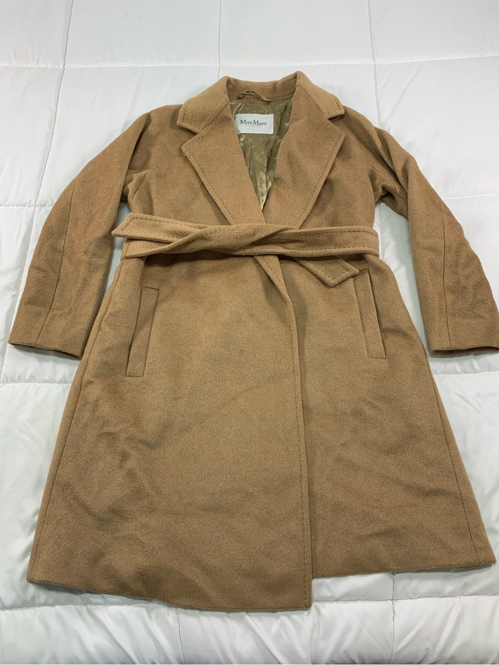 Pre loved good condition Max Mara Italy belted jacket size 2